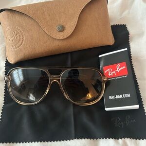 Ray-Ban Brown Sunglasses with Case